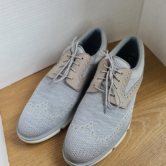 Johnston and Murphy Men's Classic Wingtip Oxford Dress Shoes,Size:11 Color: Grey - Picture 4 of 16